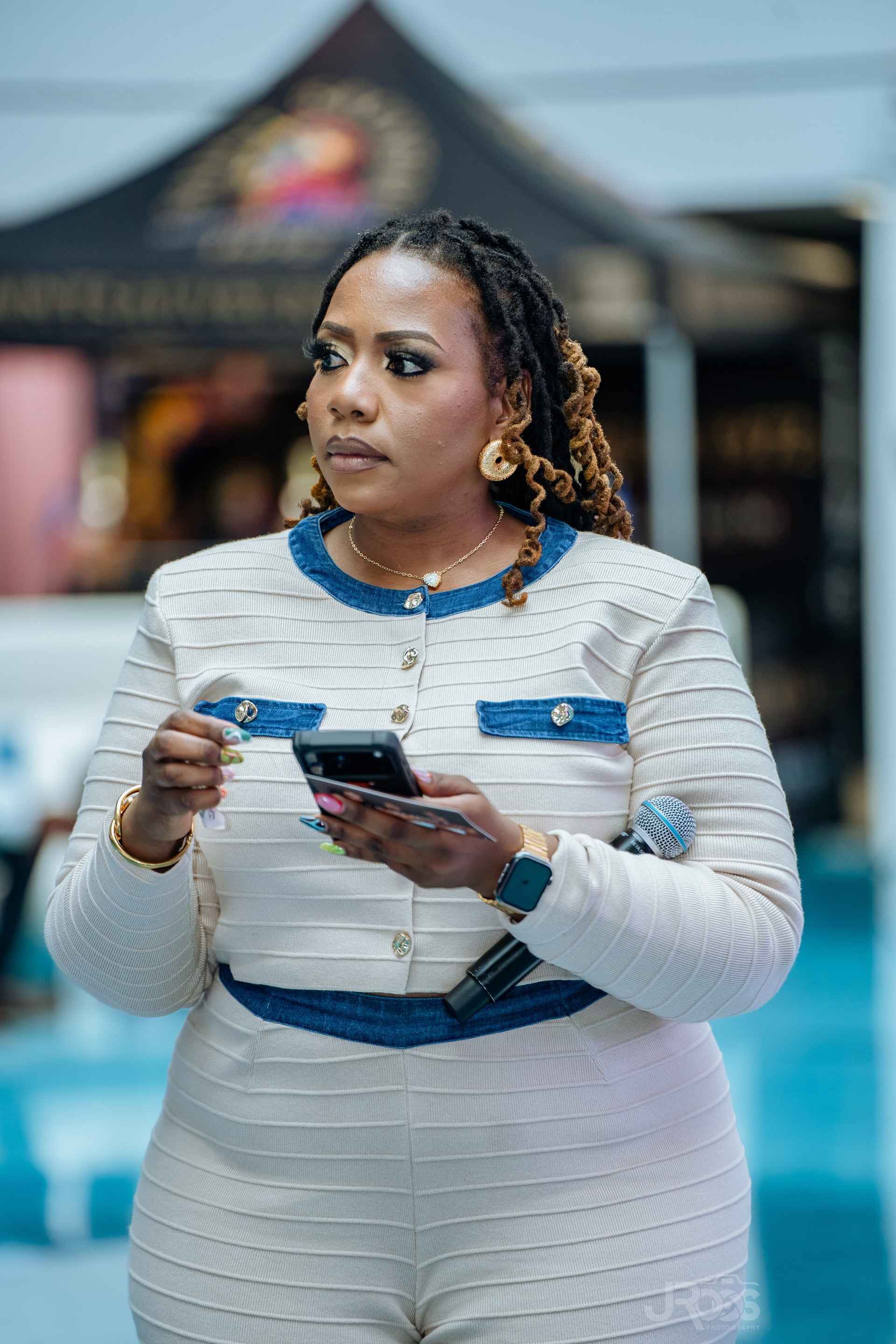 Guest portrait at a Nayalee Pearl event